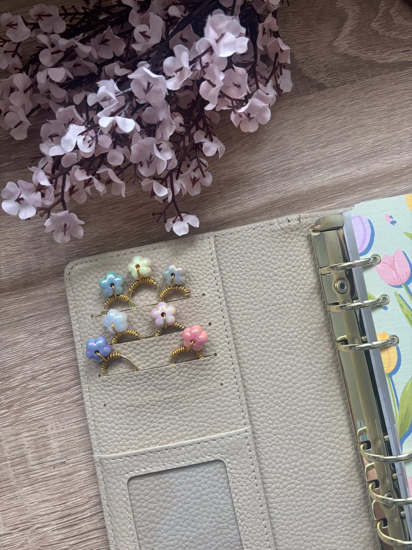 Daisy Dreamer Binder Charm