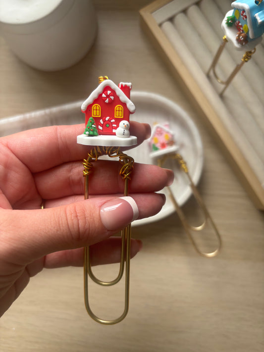 Jumbo Christmas Cottage