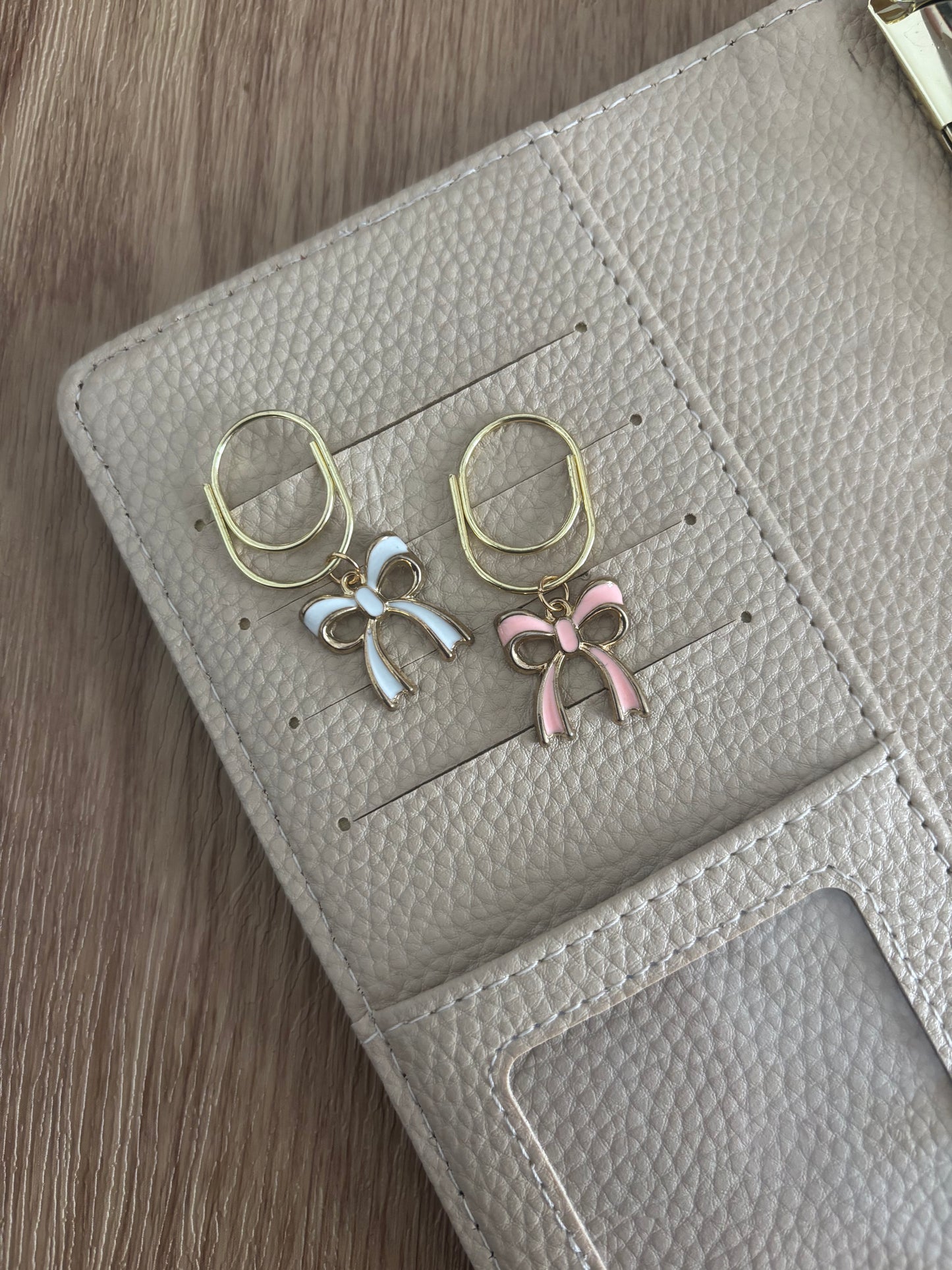 Pretty Me Bow Charms