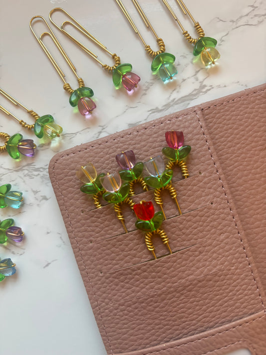 Petal Pop Tulip Binder Charm