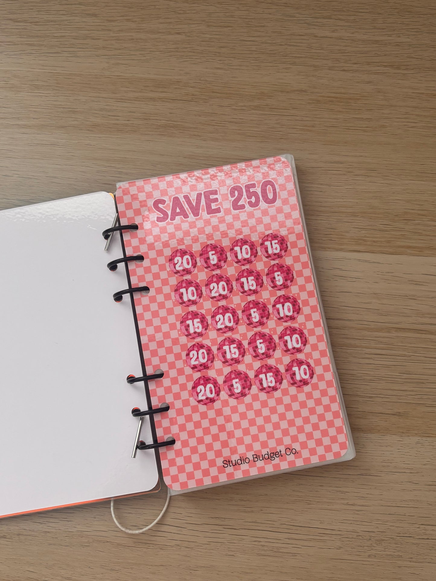 Disco Dancing 250 Acrylic Savings Binder